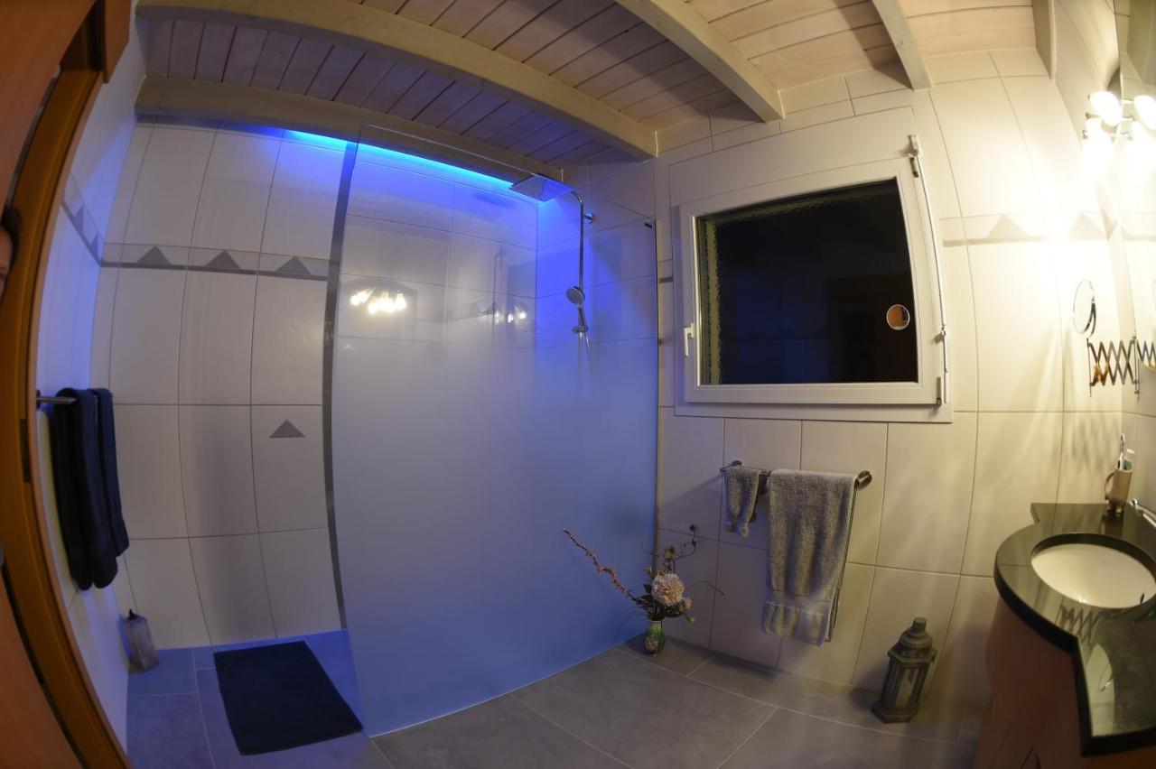 Bed And Breakfast La Petite Thielle Cressier Buitenkant foto
