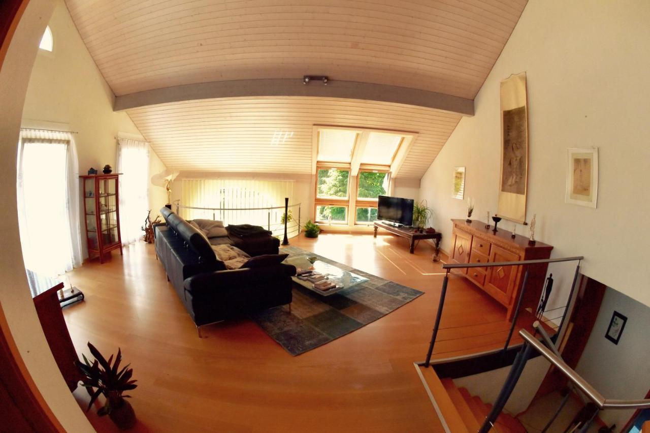Bed And Breakfast La Petite Thielle Cressier Buitenkant foto